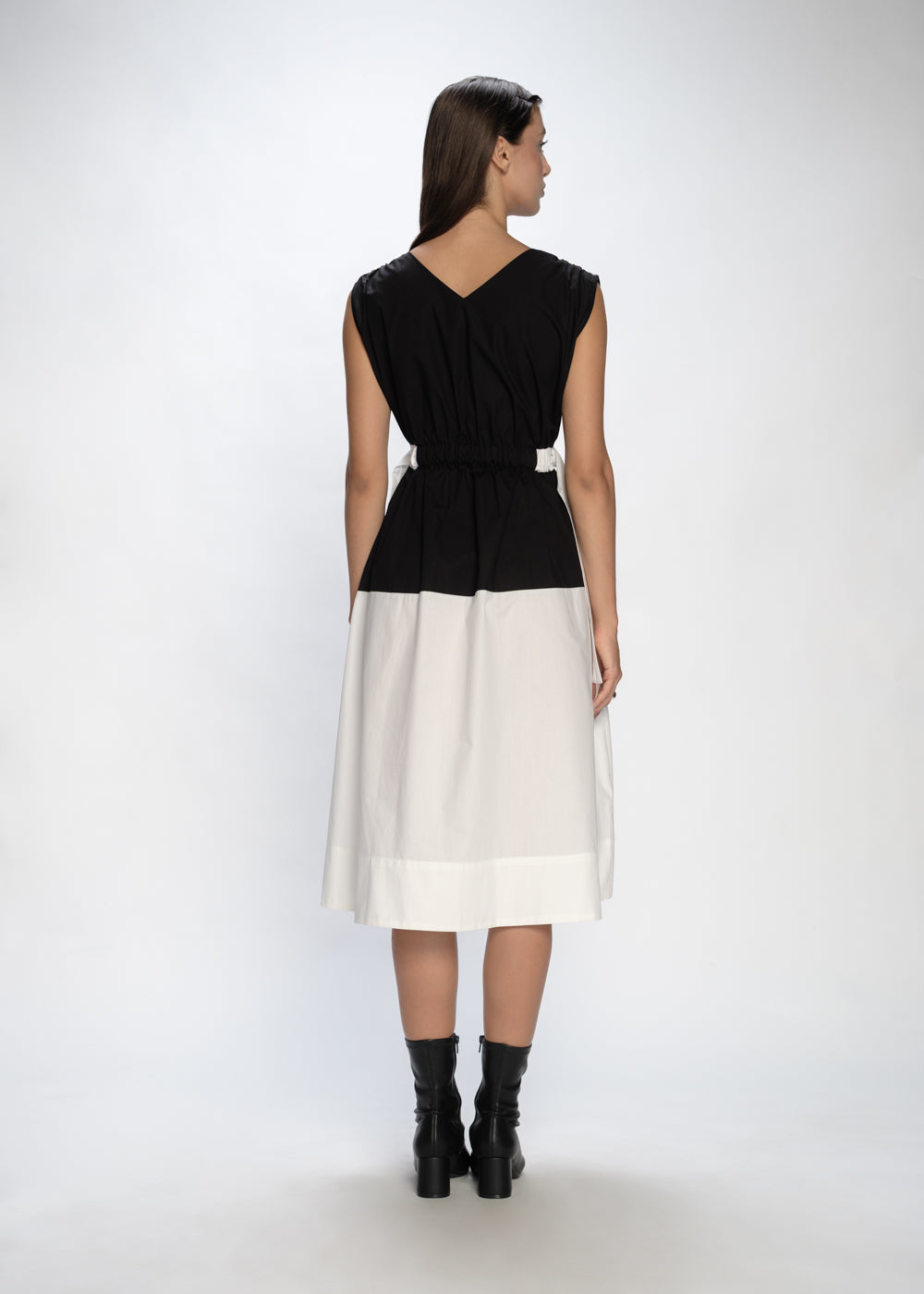 Color-Blocked Sleeveless Midi Dress